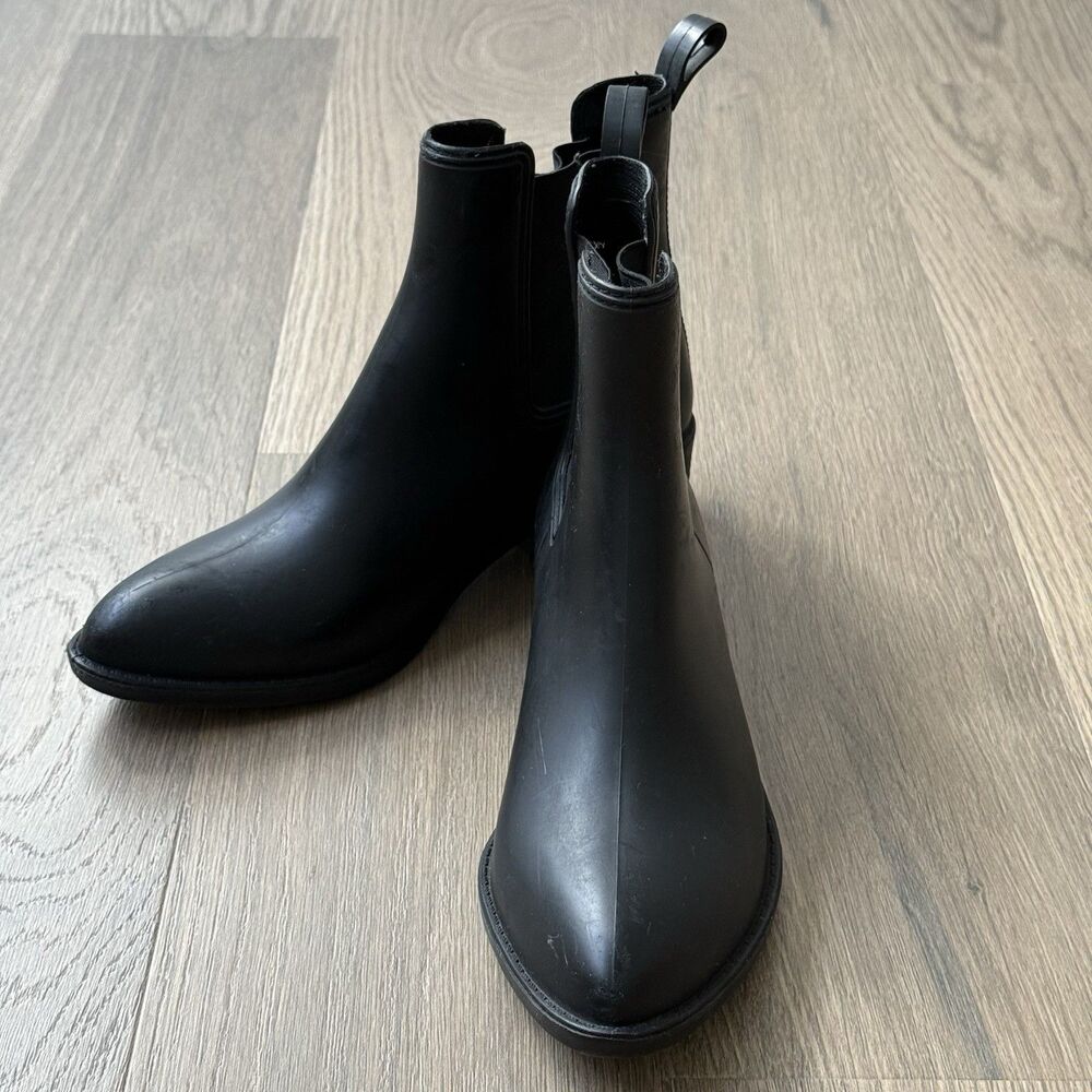 Jeffrey Campbell Boots Women 10 Black Matte Rain Proof Ankle Bootie Chelsea